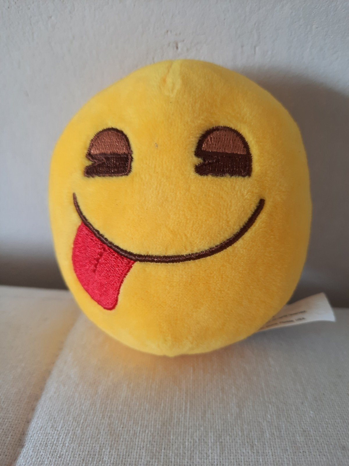 Leuke emoji knuffel met verschillende gezichtjes, Overige merken, Overige typen, Ophalen of Verzenden, Zo goed als nieuw