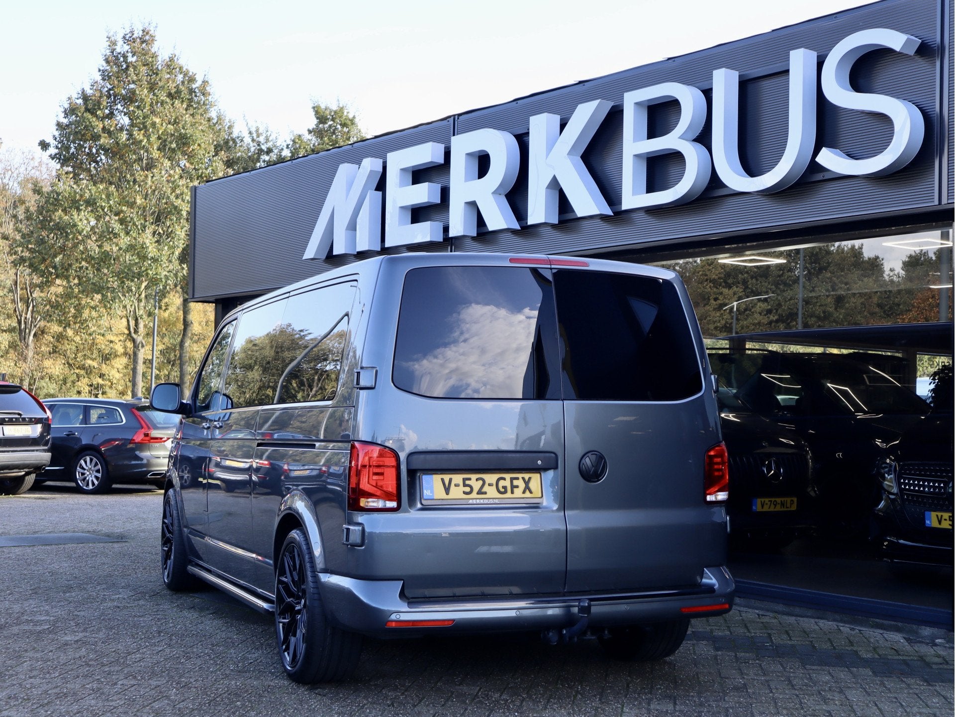 Volkswagen Transporter 2.0 TDI 150PK DSG BULLI LUXE DUBBELE, Auto's, Gebruikt, Euro 6, 4 cilinders, 150 pk