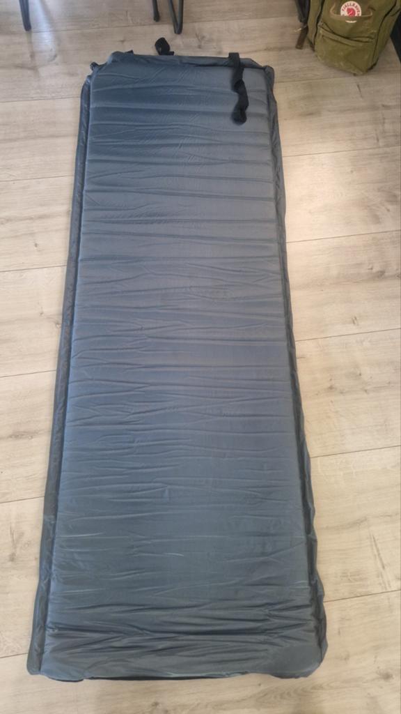 Zelfopblaasbaar matje 180x60x3cm - Ideaal voor kamperen, Ophalen of Verzenden