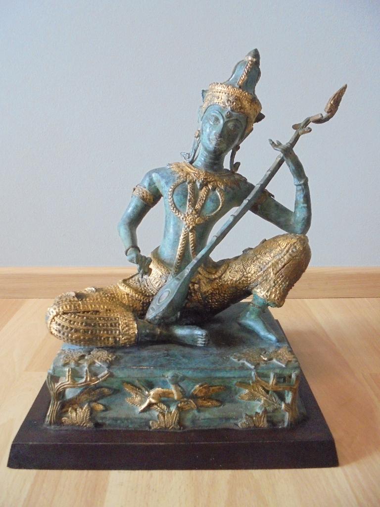 Aziatisch Boeddha Tempelmuzikant beeld in verguld brons, Ophalen of Verzenden, Gebruikt