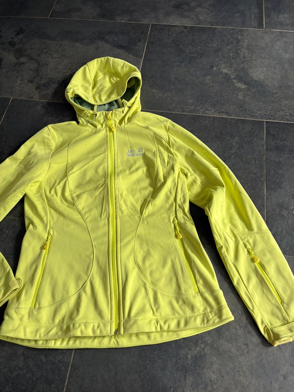 Jack Wolfskin stormlock softshell jack zgan M, Ophalen of Verzenden, Zo goed als nieuw