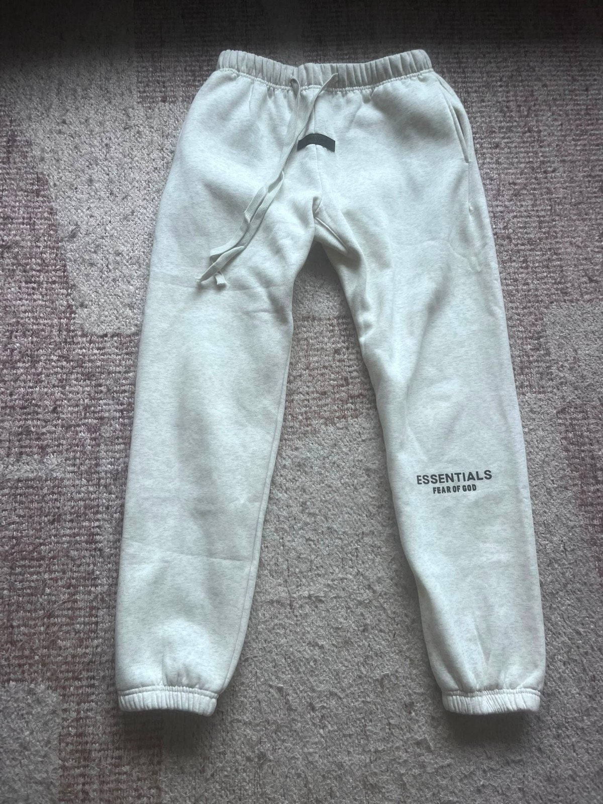 essentials broek maat(m), Kleding | Heren, Broeken en Pantalons, Maat 48/50 (M), Nieuw, Ophalen of Verzenden, Essentials