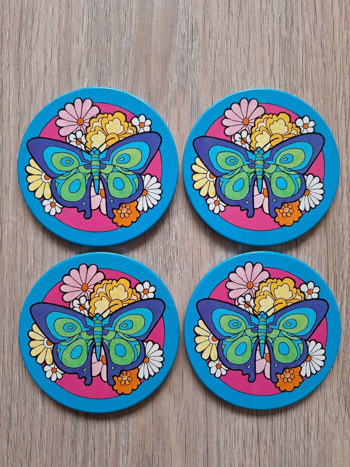 Vintage onderzetters
met vlinder en bloemen, Ophalen of Verzenden, Kurk
