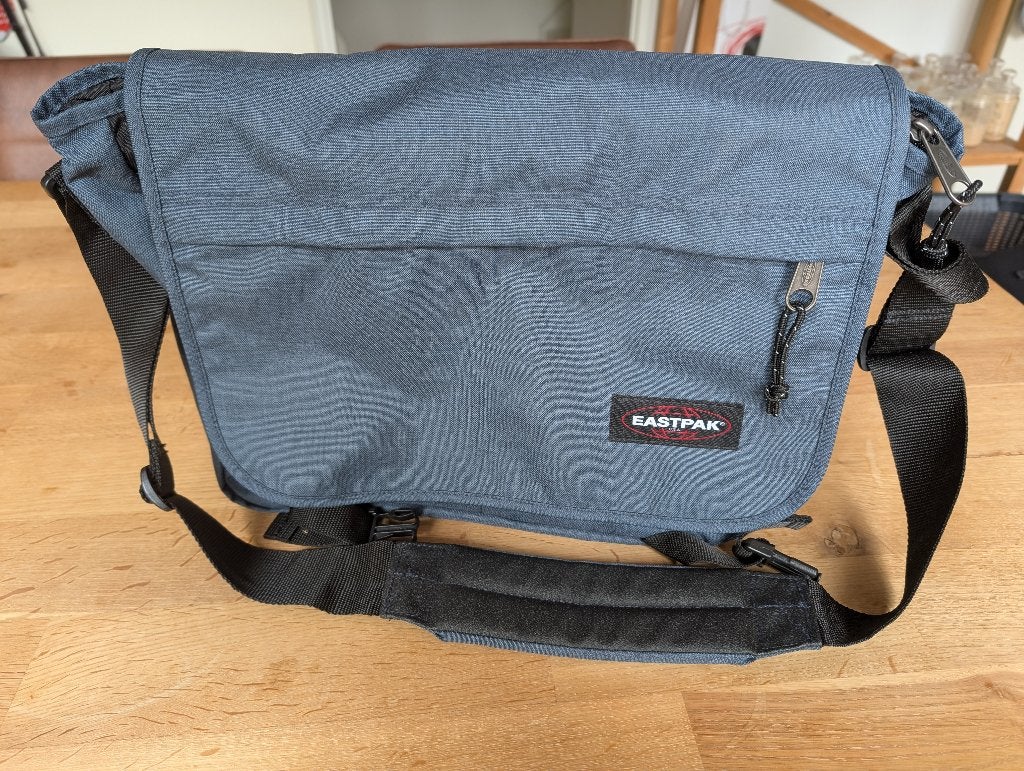 Eastpak Delegate + schoudertas, Ophalen of Verzenden, Zo goed als nieuw, Blauw, Overige merken