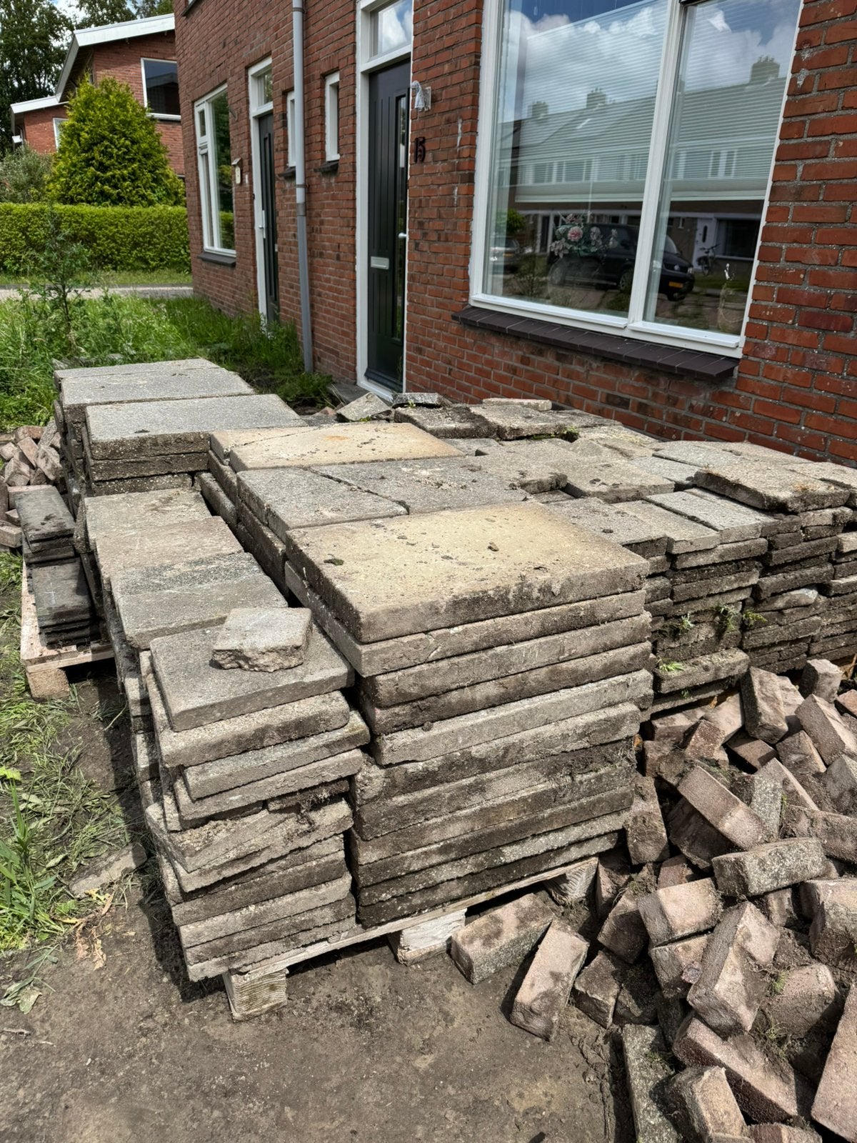 Verschillende soorten bestrating gratis, Ophalen of Verzenden, Zo goed als nieuw, Beton, Klinkers