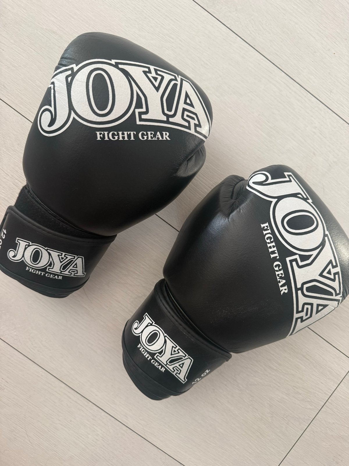 Joya Fight Gear Bokshandschoenen 12 oz - Zo goed als nieuw, Ophalen of Verzenden, Zo goed als nieuw, Overige, Vechtsportbescherming
