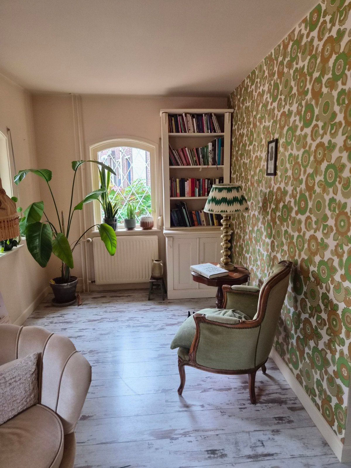Nieuwe prijs !! Mooiste huis van de Margrietstraat met garag