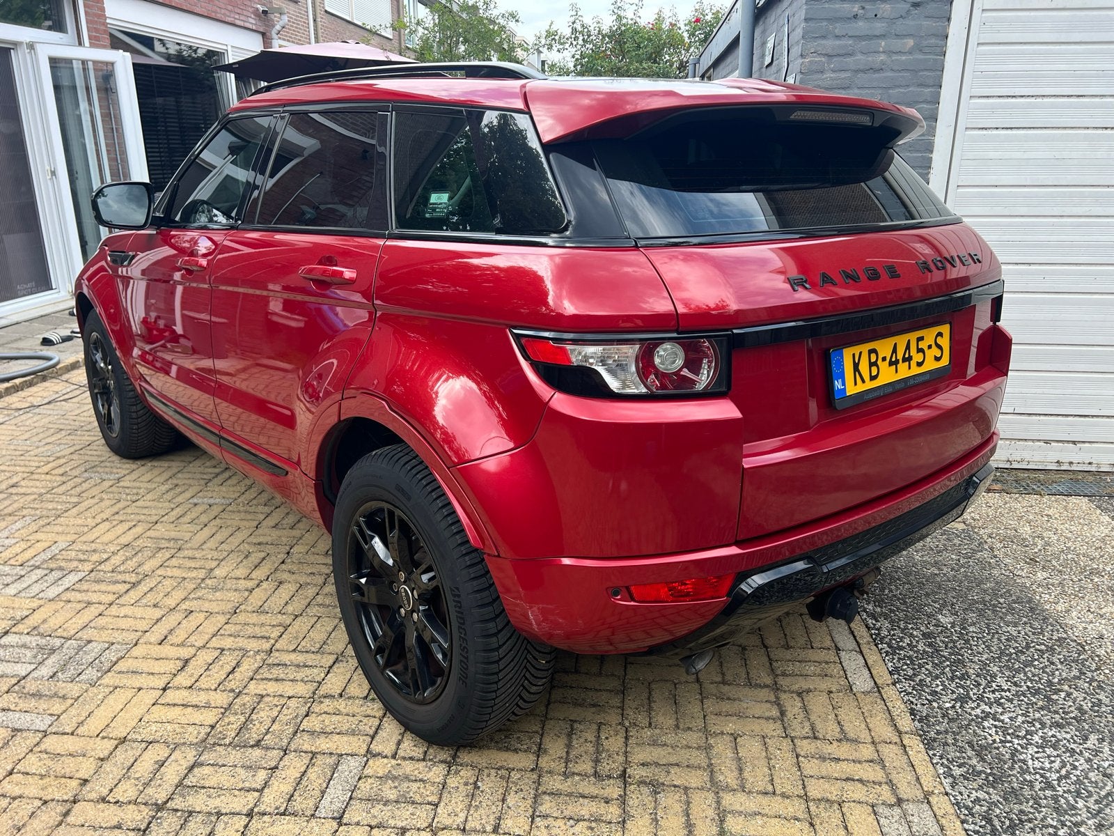 Land Rover Range Rover Evoque 2.2 TD4 4WD AUT 2012 Rood, Automaat, Euro 5, 15 km/l, 1800 kg