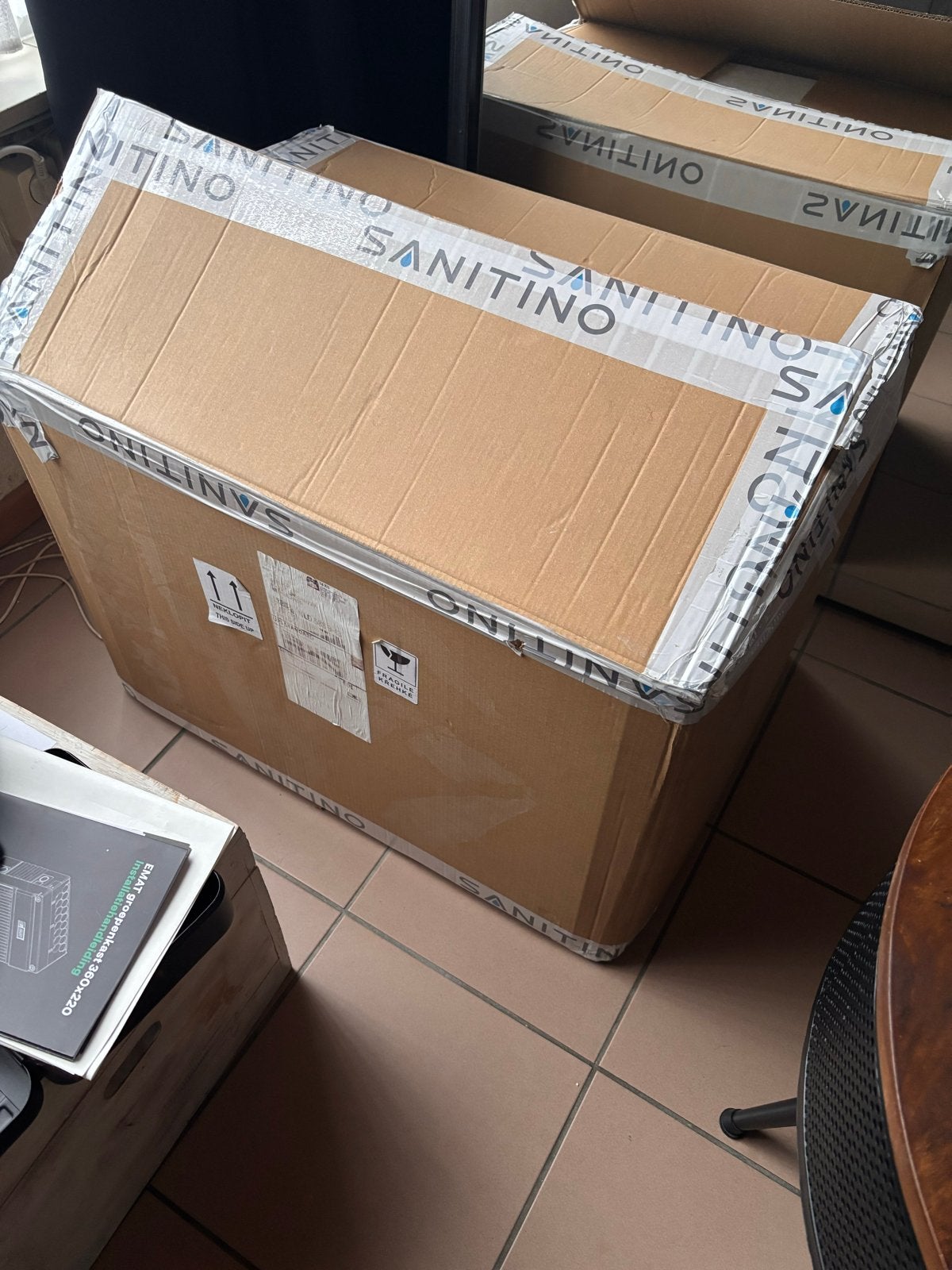Nieuw zwevend toilet - Compleet in doos, Ophalen, Nieuw, Toilet