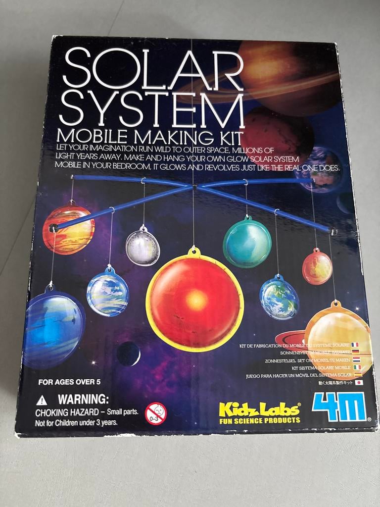 Solar System Mobile Making Kit - Glow in the Dark, Ophalen of Verzenden, Nieuw, Knutselen, Met licht
