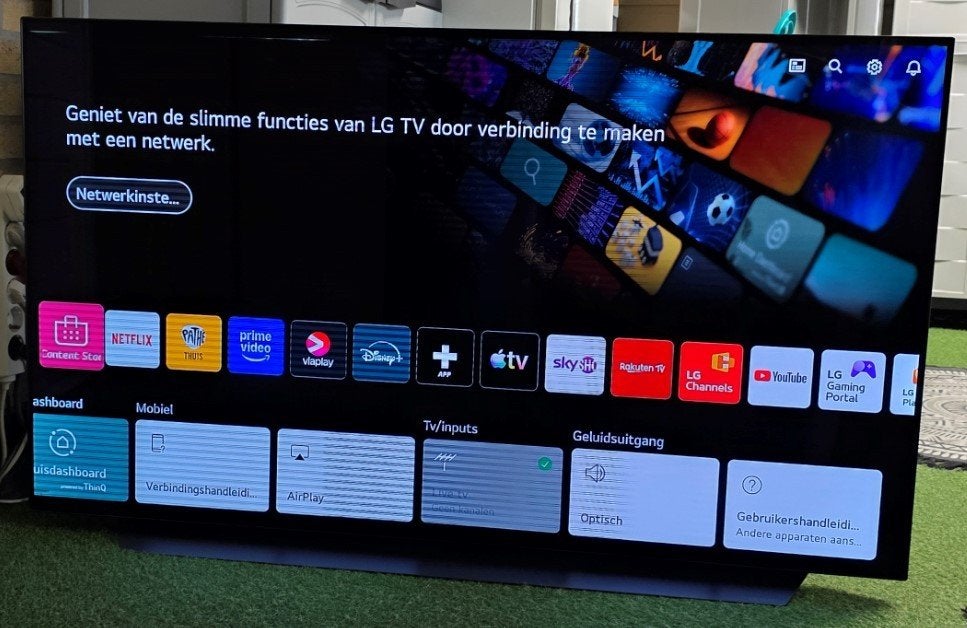 LG OLED 55 inch, 140cm 4K Smart TV Strepen DEFECT, Ophalen