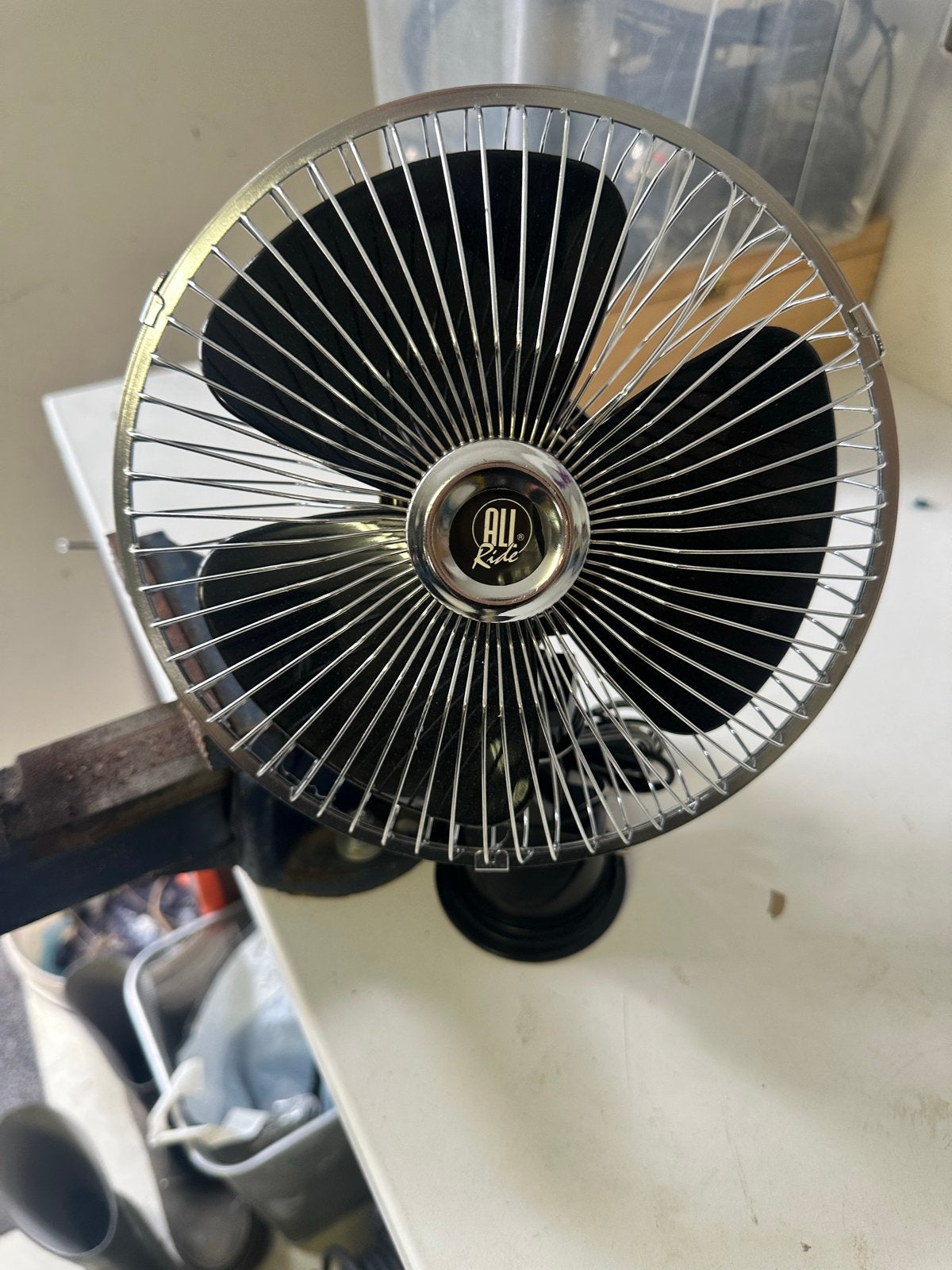 24VDC Auto Ventilator - Ideaal voor Vrachtwagens/Campers, Ophalen of Verzenden, Zo goed als nieuw