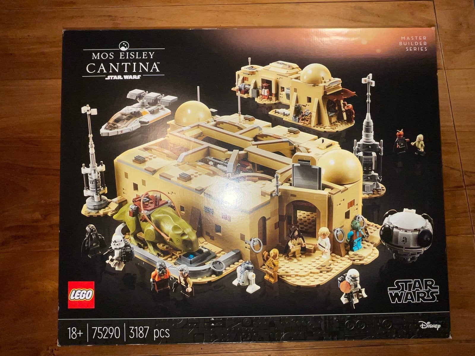 LEGO Star Wars Mos Eisley Cantina 75290 NIEUW