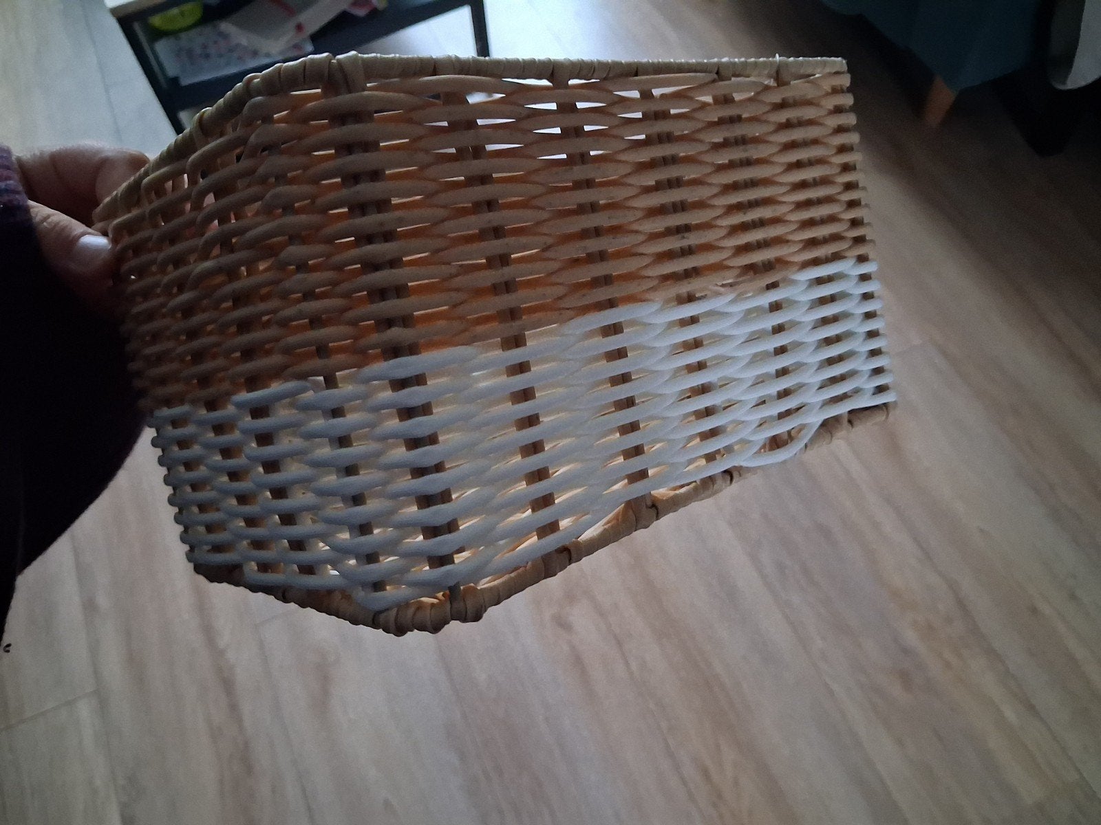 IKEA DJURTRÄNARE Mandje - Rotan en Wit, Huis en Inrichting, Ophalen of Verzenden, Zo goed als nieuw, Wit, Natuurlijk materiaal