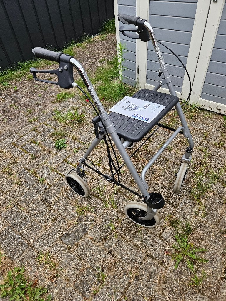 Rollator Road Drive opvouwbaar zeer net, Ophalen of Verzenden, Opvouwbaar, Zo goed als nieuw