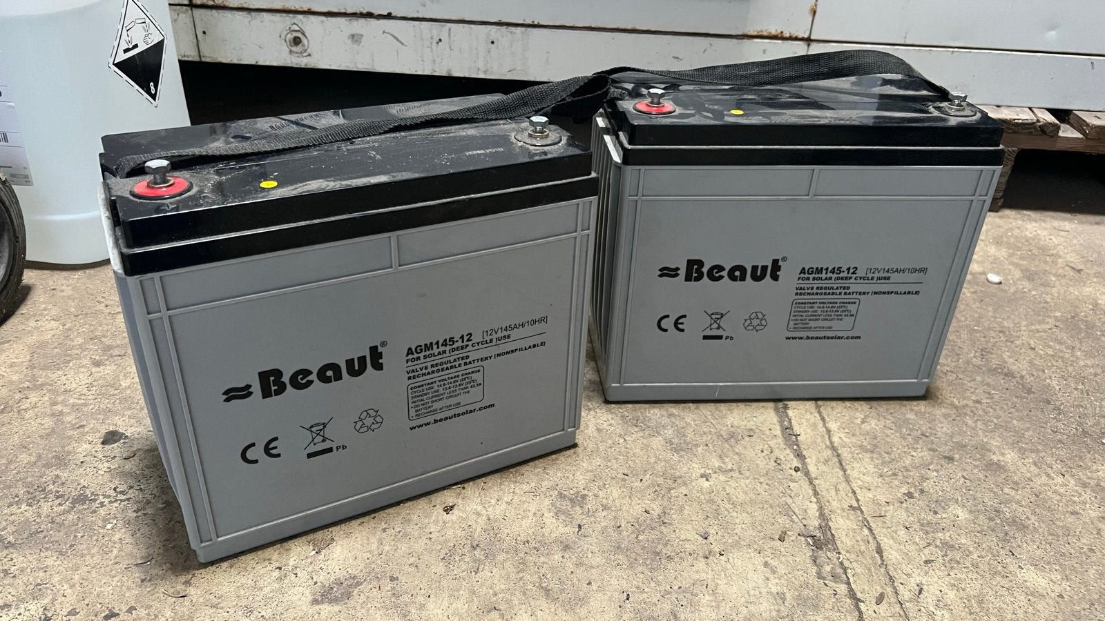 Beaut AGM145-12 Deep Cycle Accu's (2 stuks) voor Solar, Ophalen, Gebruikt, Oplaadbaar