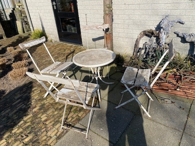 Vintage bistro set, wit, 3 stoelen en ronde tafel, Ophalen, 4 zitplaatsen, Gebruikt, Tuinset