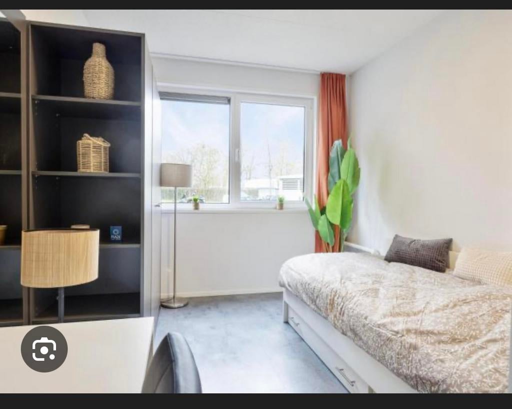 Appartement te huur in herten, lees beschrijving., Huizen en Kamers, Kamers te huur