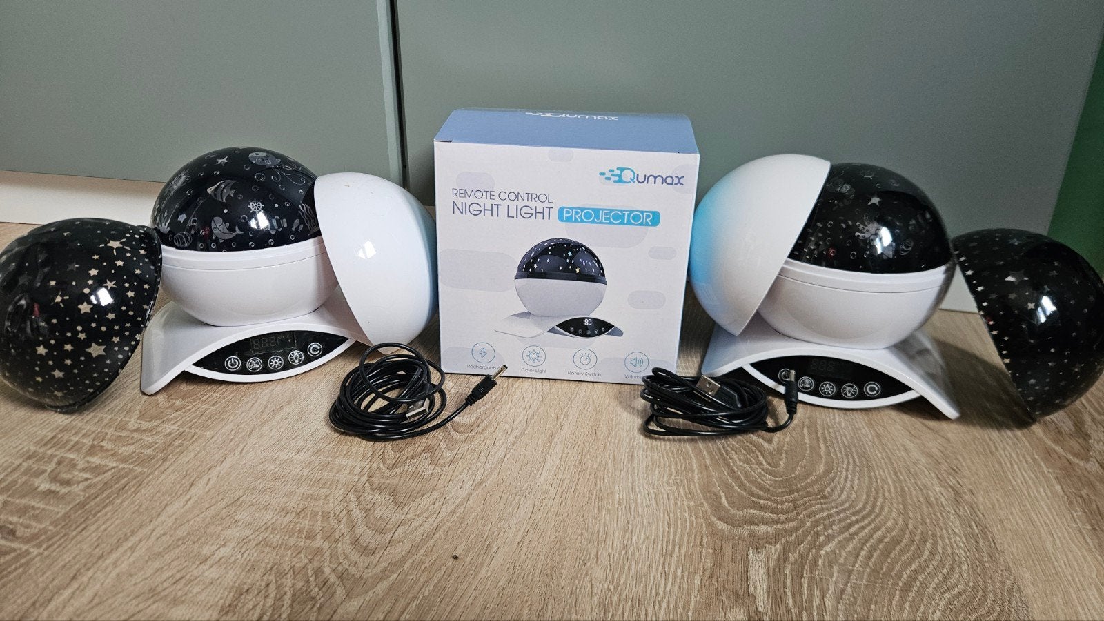 2x Sterrenhemel Projector Nachtlampje met Afstandsbediening, Ophalen, Zwart, Kunststof, Zo goed als nieuw