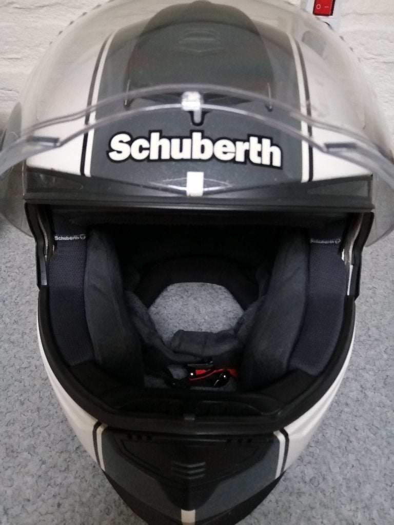 Schuberth motorhelm te koop aangeboden, Motoren, Kleding | Motorhelmen, Overige merken, Dames, Ophalen of Verzenden, Integraalhelm