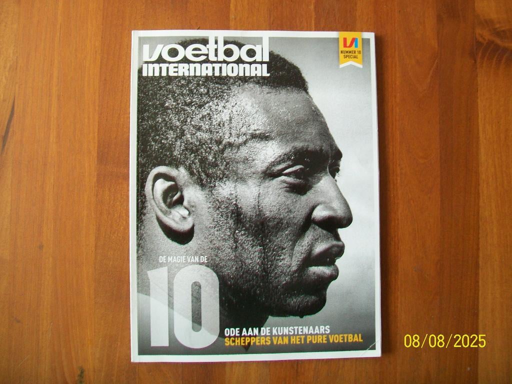 Voetbal International nummer 10 Special, Verzamelen, Sportartikelen en Voetbal, Verzenden, Zo goed als nieuw, Buitenlandse clubs