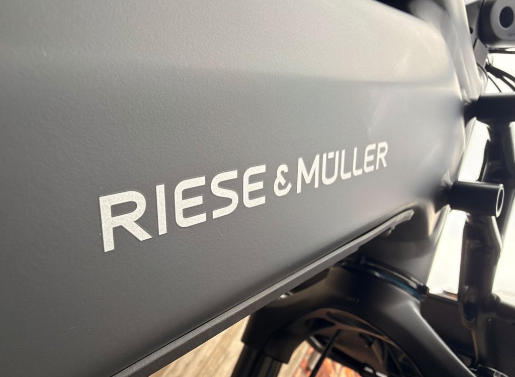 ::DEMO:: Riese en Muller Multicharger3 | 35 kms | 2026, Ophalen of Verzenden, 2 zitjes, Nieuw, Overige merken