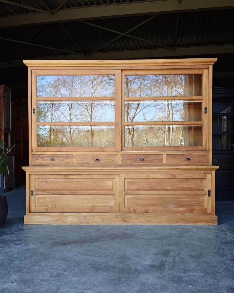 Prachtige brede teakhouten winkelkast | Buffetkast #8596, Niet ingevuld, Gebruikt, Met deur(en), 200 cm of meer