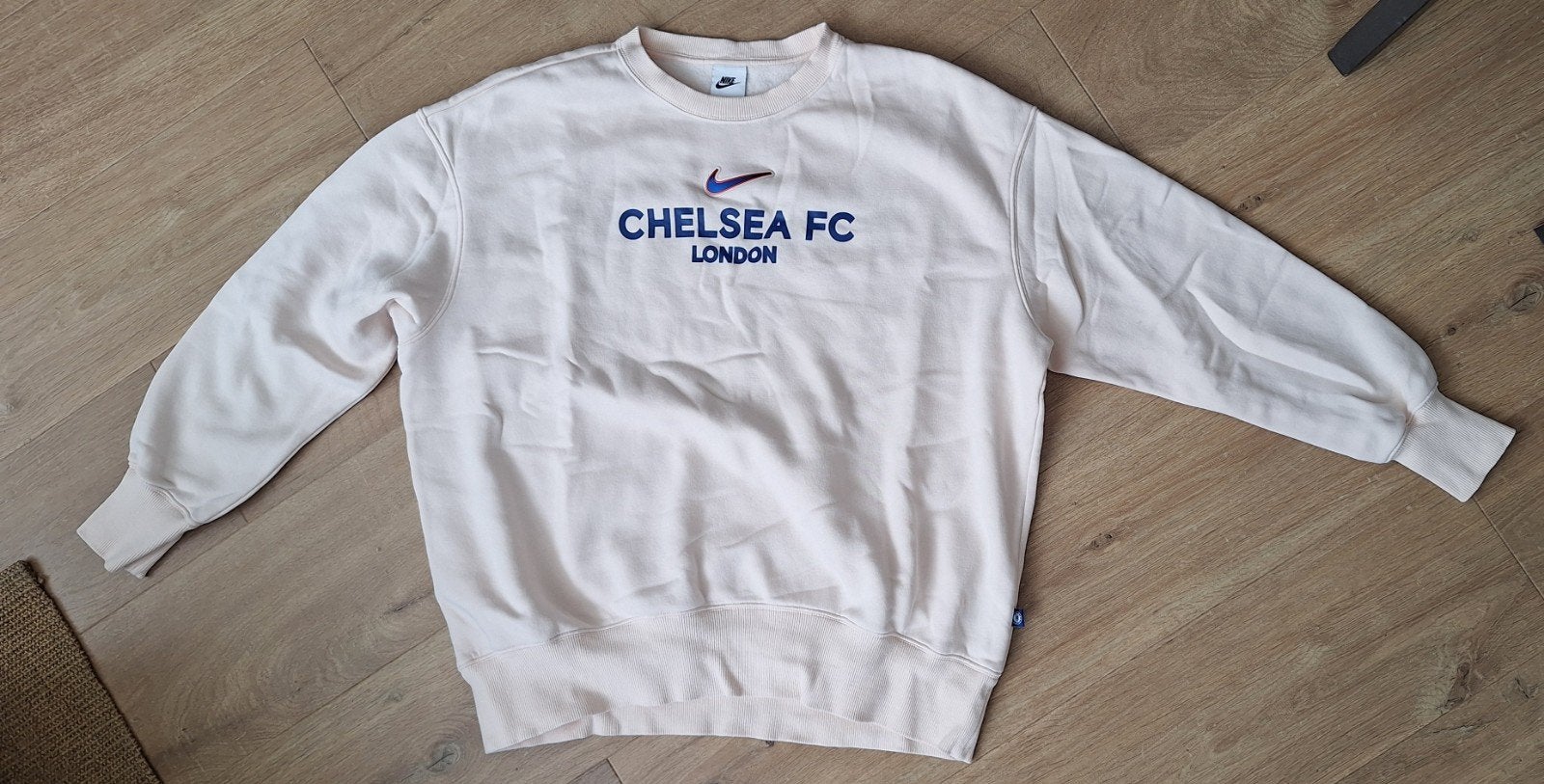 Nike Chelsea FC London sweater - Zo goed als nieuw, Maat 38/40 (M), Beige, Nike, Ophalen of Verzenden