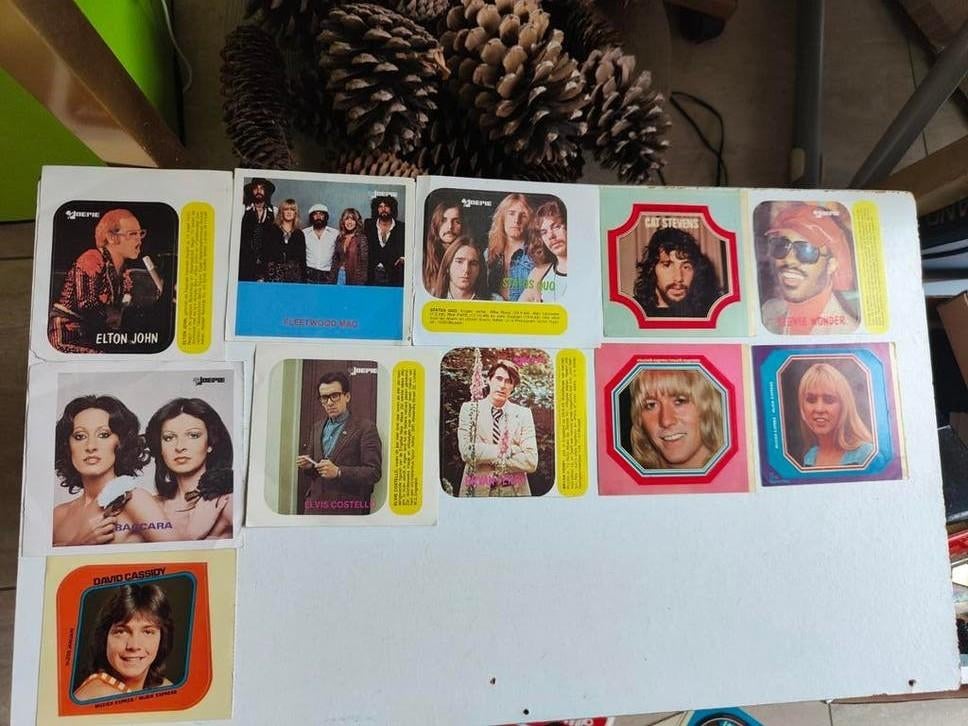 Joepie stickers. En ook van Popbiz, Popfoto, Hitkrant, ME, Verzamelen, Tijdschriften, Kranten en Knipsels, Ophalen of Verzenden