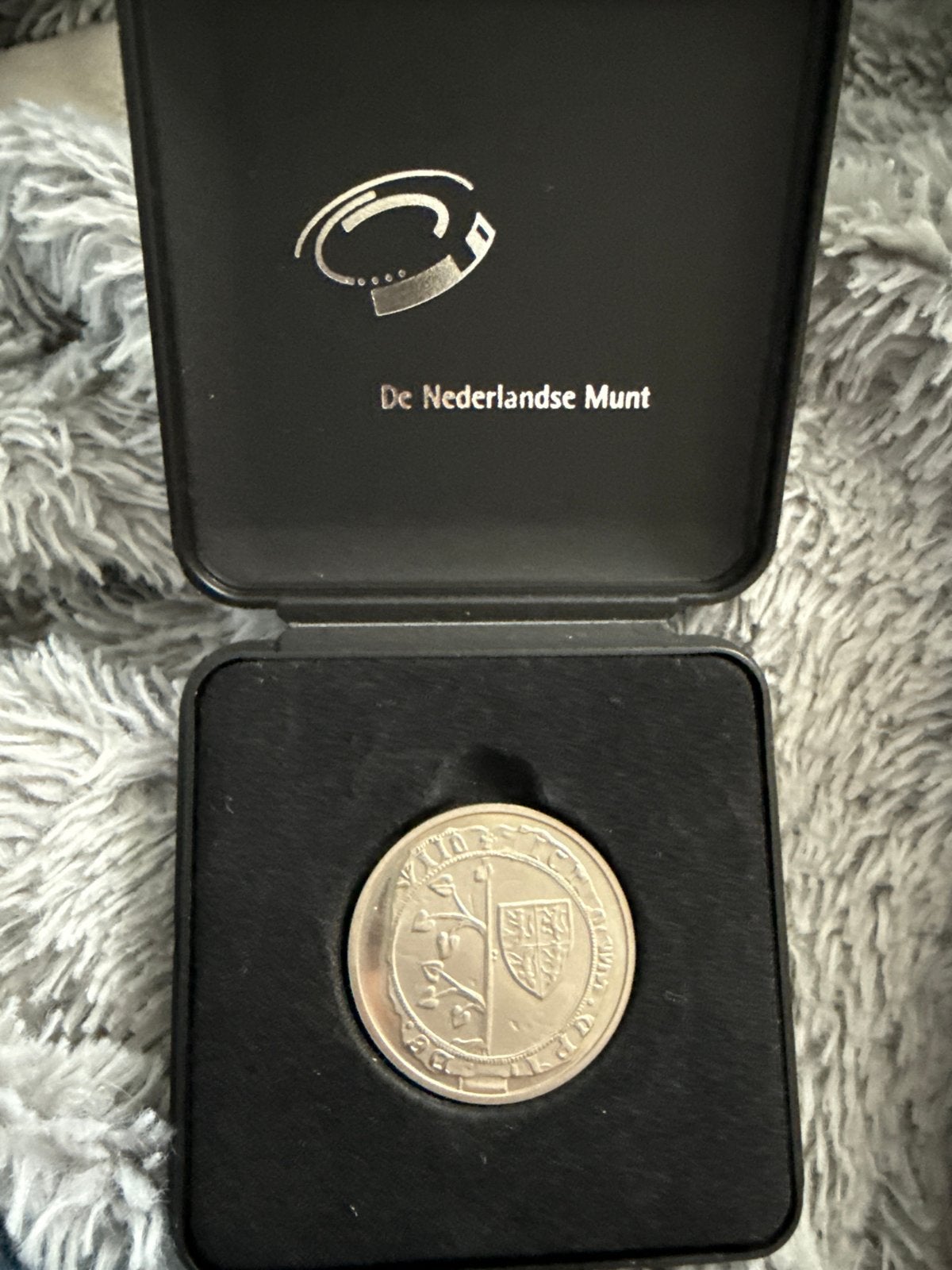 Herdenkingsmunt Waalwijk 1303-2003 - De Nederlandse Munt, Ophalen of Verzenden, Koningin Beatrix, Overige waardes, Losse munt
