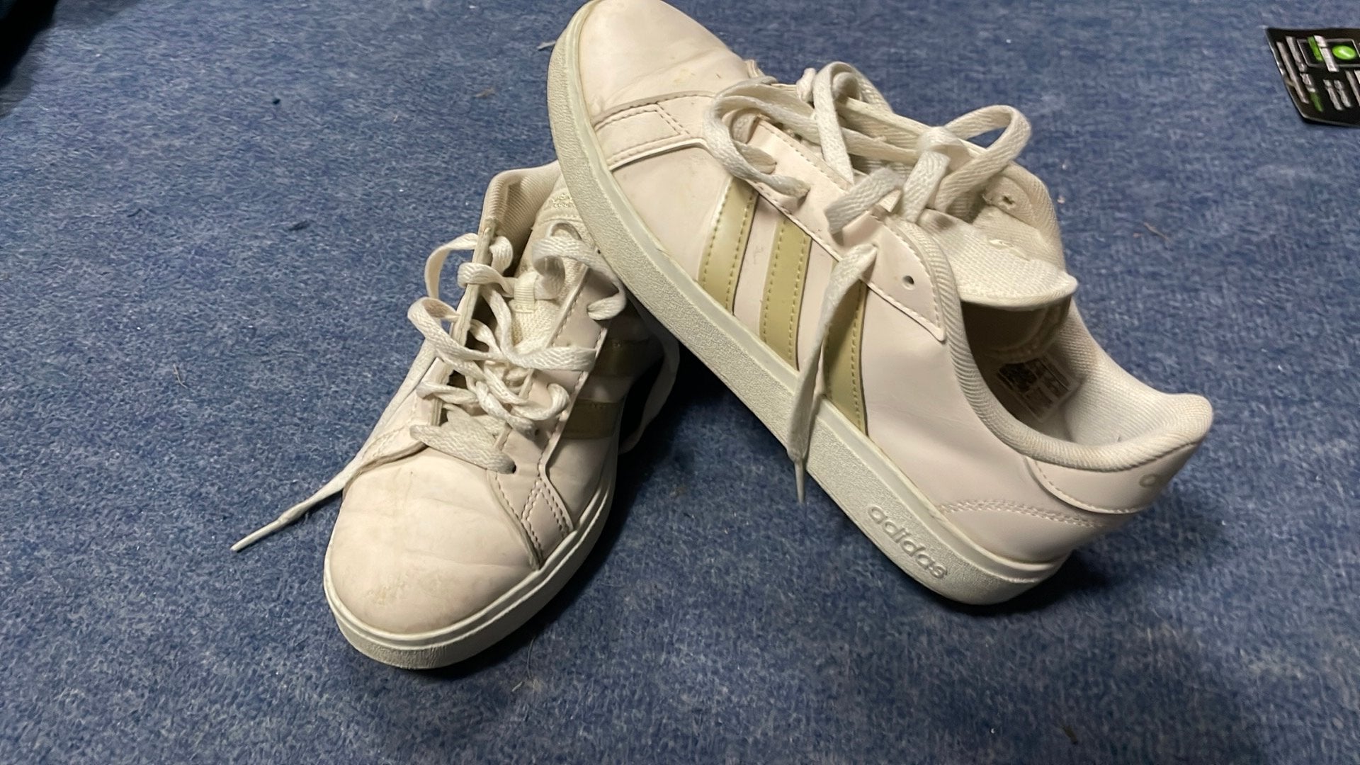 Adidas sneakers maat 38,5, Ophalen of Verzenden, Zo goed als nieuw, Sneakers of Gympen