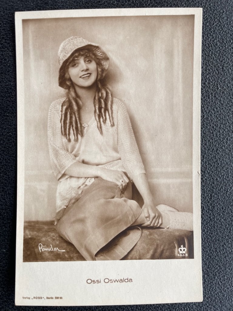 ansichtkaart / kaart van Ossi Oswalda., Verzamelen, Verzenden, 1920 tot 1940, Sterren en Beroemdheden