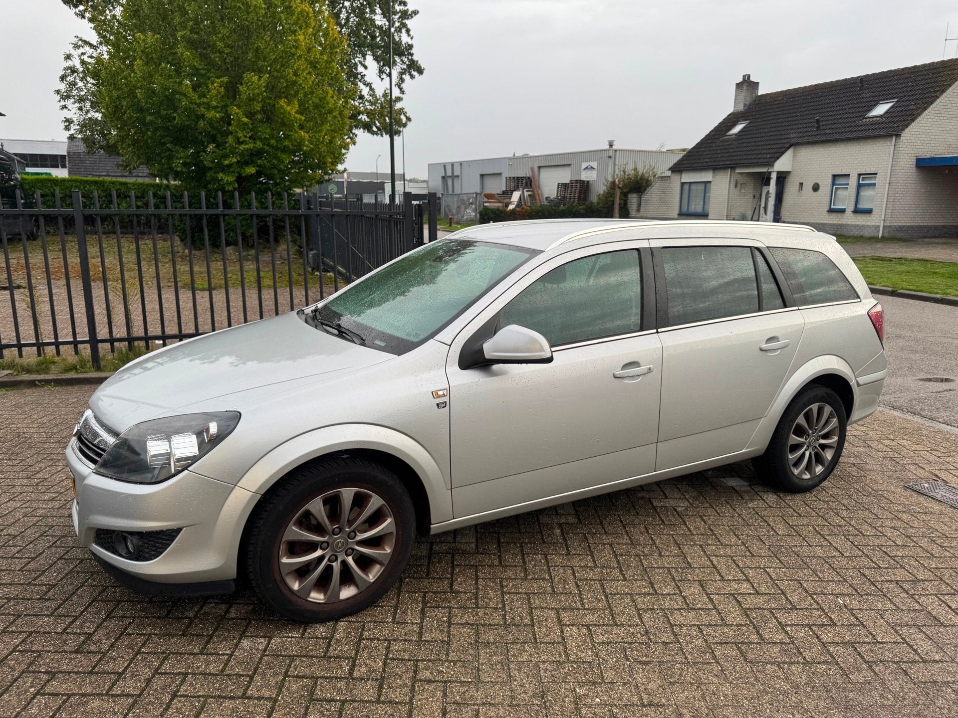 Opel Astra Wagon 1.6 111 years Edition Airco, Trekhaak, 1e E, Auto's, Voorwielaandrijving, 15 km/l, Gebruikt, 116 pk
