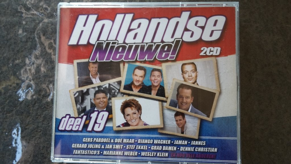 2CD box Hollandse Nieuwe Deel 19, Ophalen of Verzenden, Zo goed als nieuw, Levenslied of Smartlap, Verzamelalbum