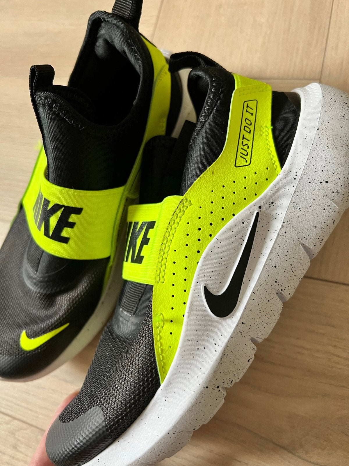 Nike Flex Advance sneakers - Zwart/Neon Geel, Ophalen of Verzenden, Zo goed als nieuw