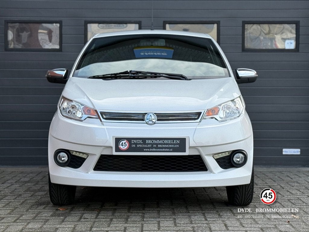 Aixam Coupé Premium Brommobiel 45km 2017 30dkm NIEUWSTAAT!, Overige merken, Gebruikt, DVDL Brommobielen, Staarten 32
5281PL  Boxtel, NL