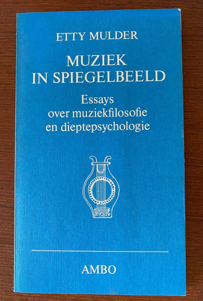 Etty Mulder - Muziek in spiegelbeeld, Boeken, Etty Mulder, Ophalen of Verzenden, Zo goed als nieuw, Overige onderwerpen