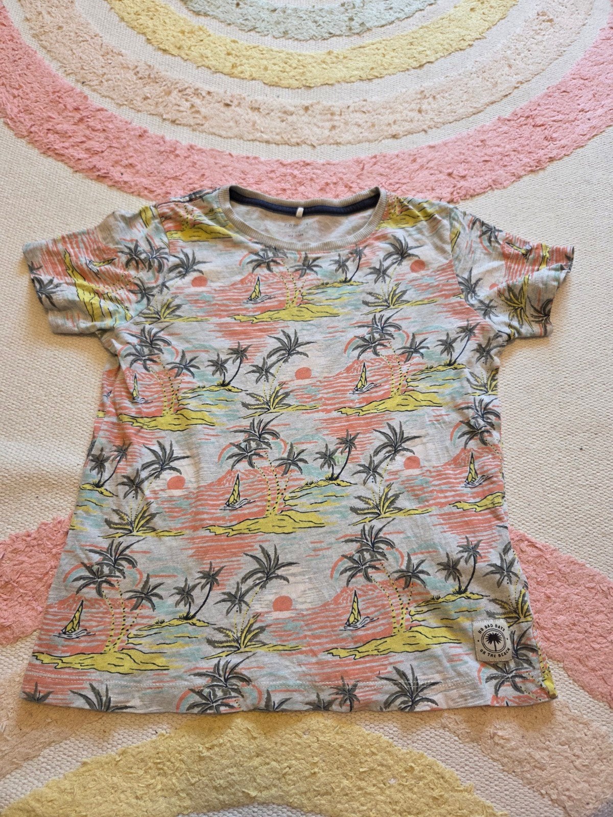 Shirt name it strand maat 122-128 klein gaatje wat dichtgena, Ophalen, Gebruikt, Shirt of Longsleeve, Jongen