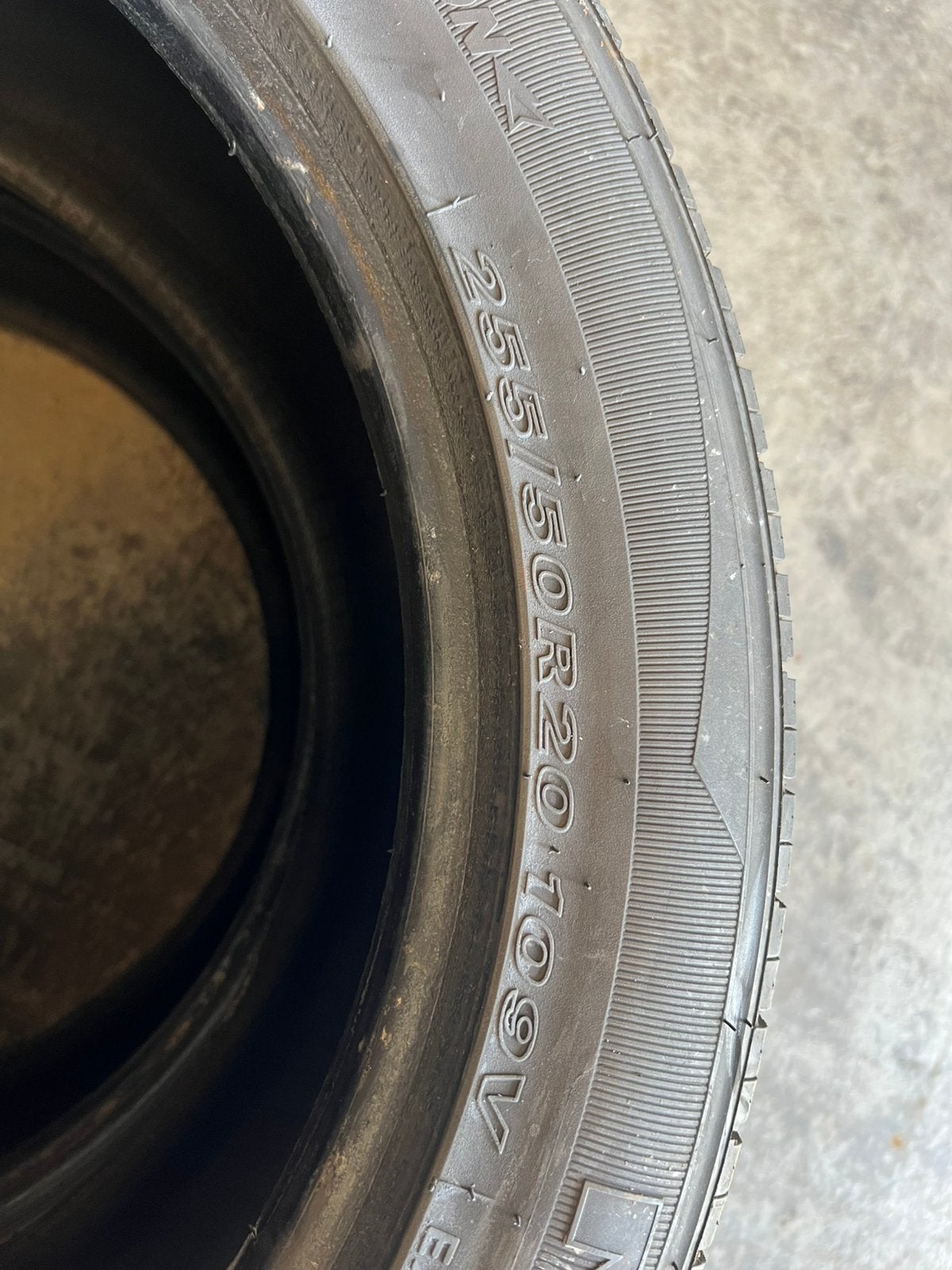 255/50/20 Nexen Roadian banden set, Gebruikt, 255 mm, ., .