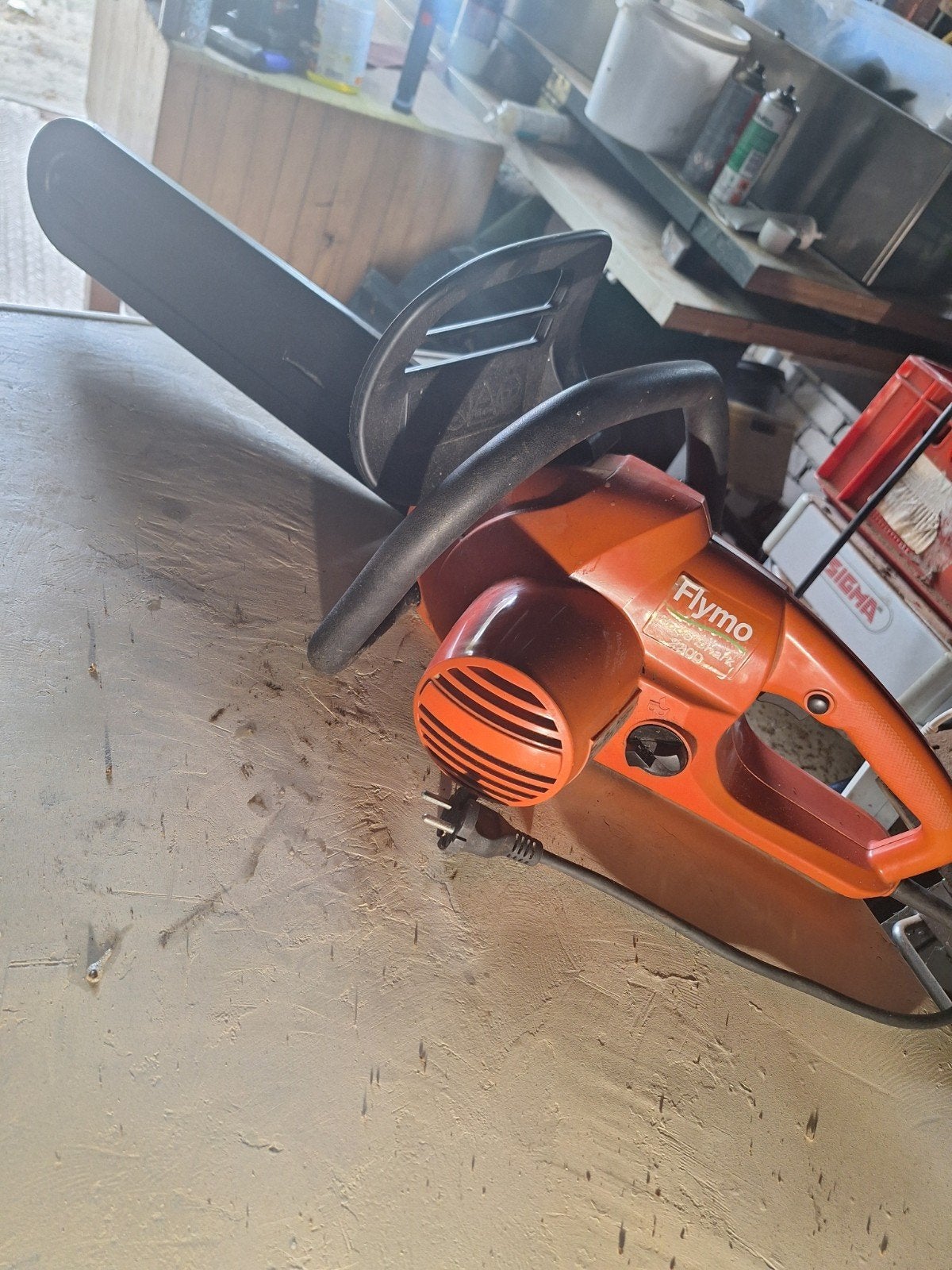 KETTINGZAAG Flymo woodshark, Ophalen, Kettingzaag, Zo goed als nieuw, 30 tot 70 mm