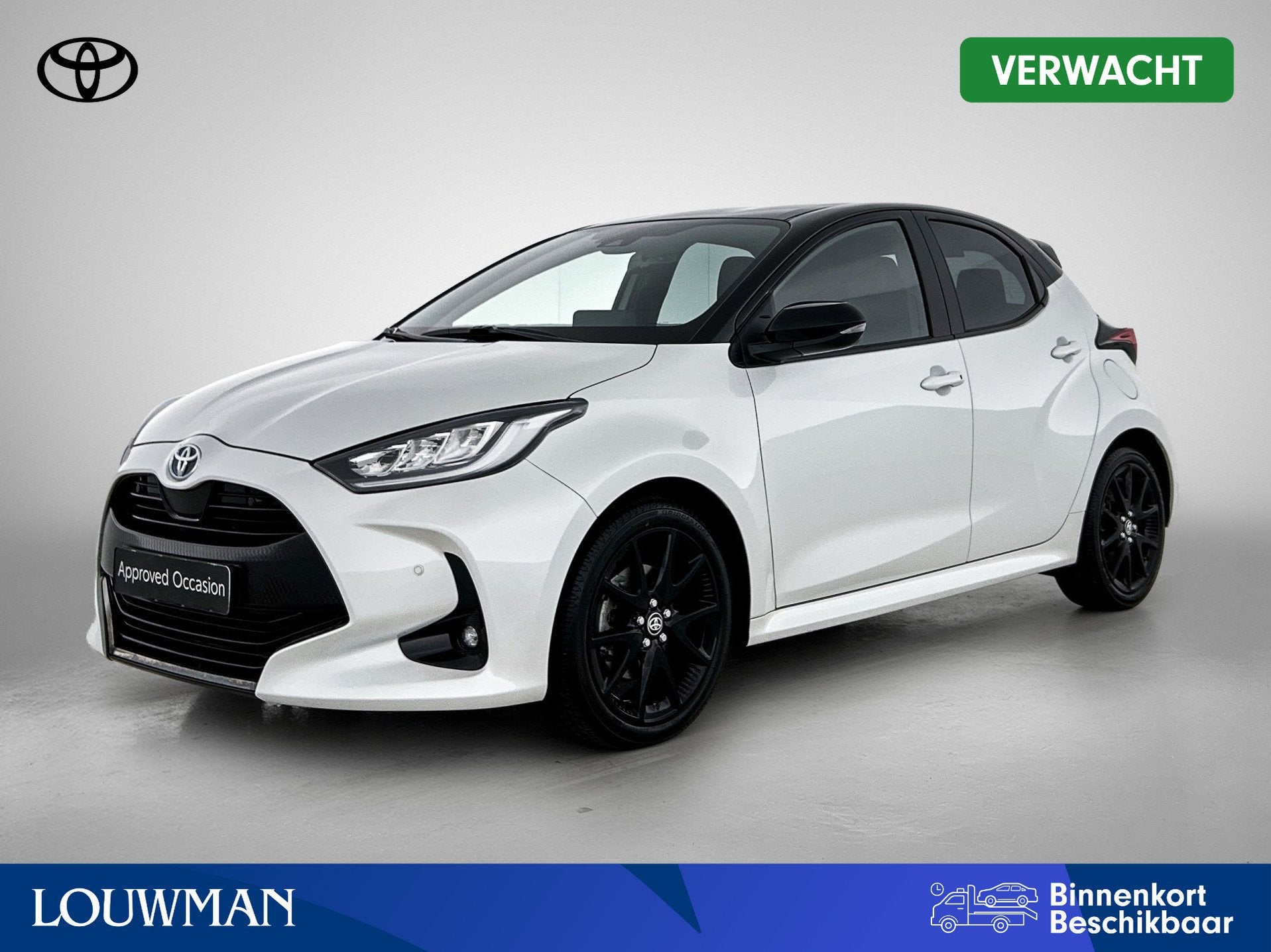 Toyota Yaris 1.5 Hybrid Executive | BTW Voertuig | Dealer on, 12 maanden, Gebruikt, Zwart, Bedrijf