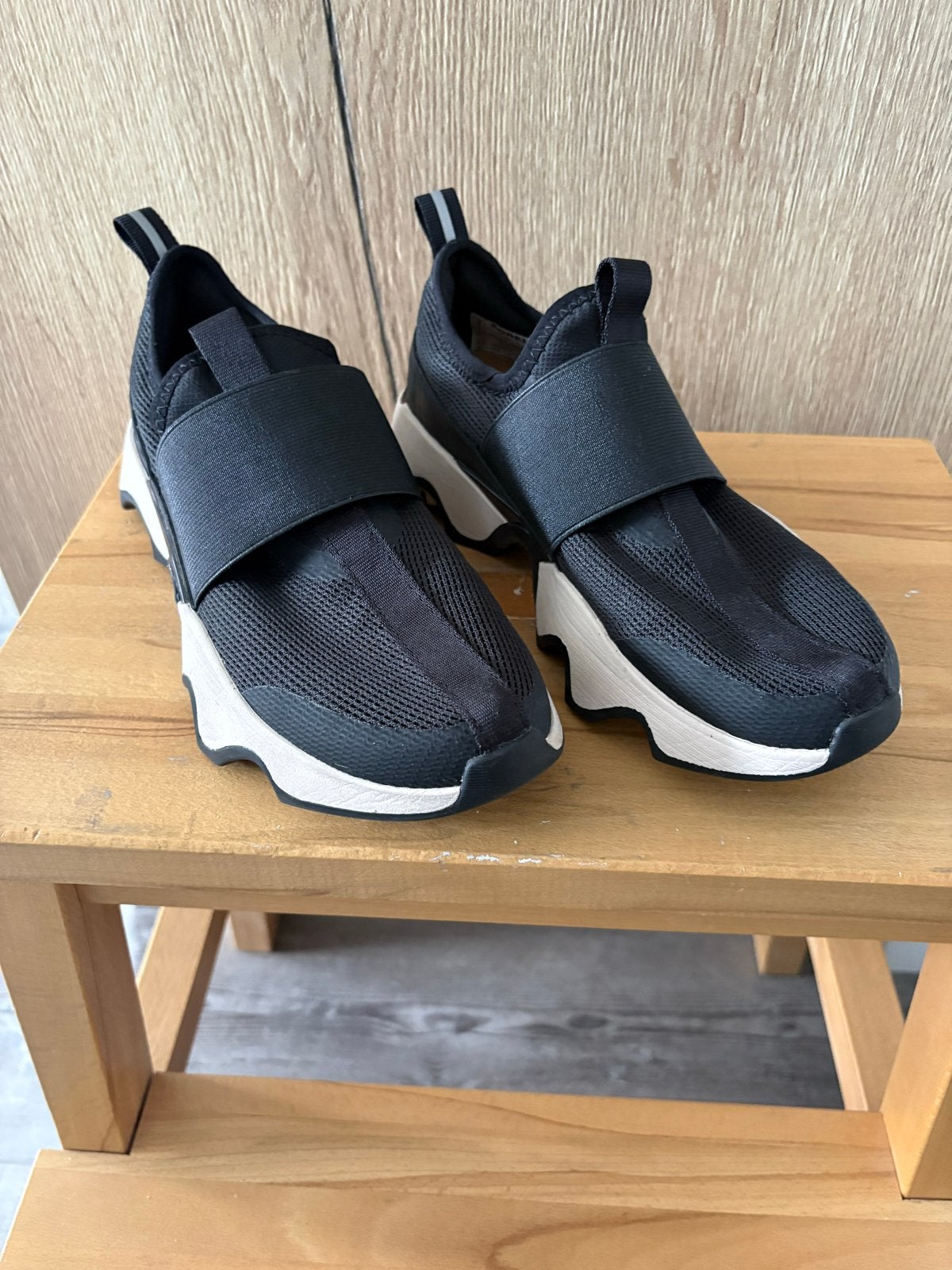 Sorel Kinetic Impact II Strap sneakers - Zo goed als nieuw, Ophalen of Verzenden, Zo goed als nieuw, Zwart, Sneakers of Gympen