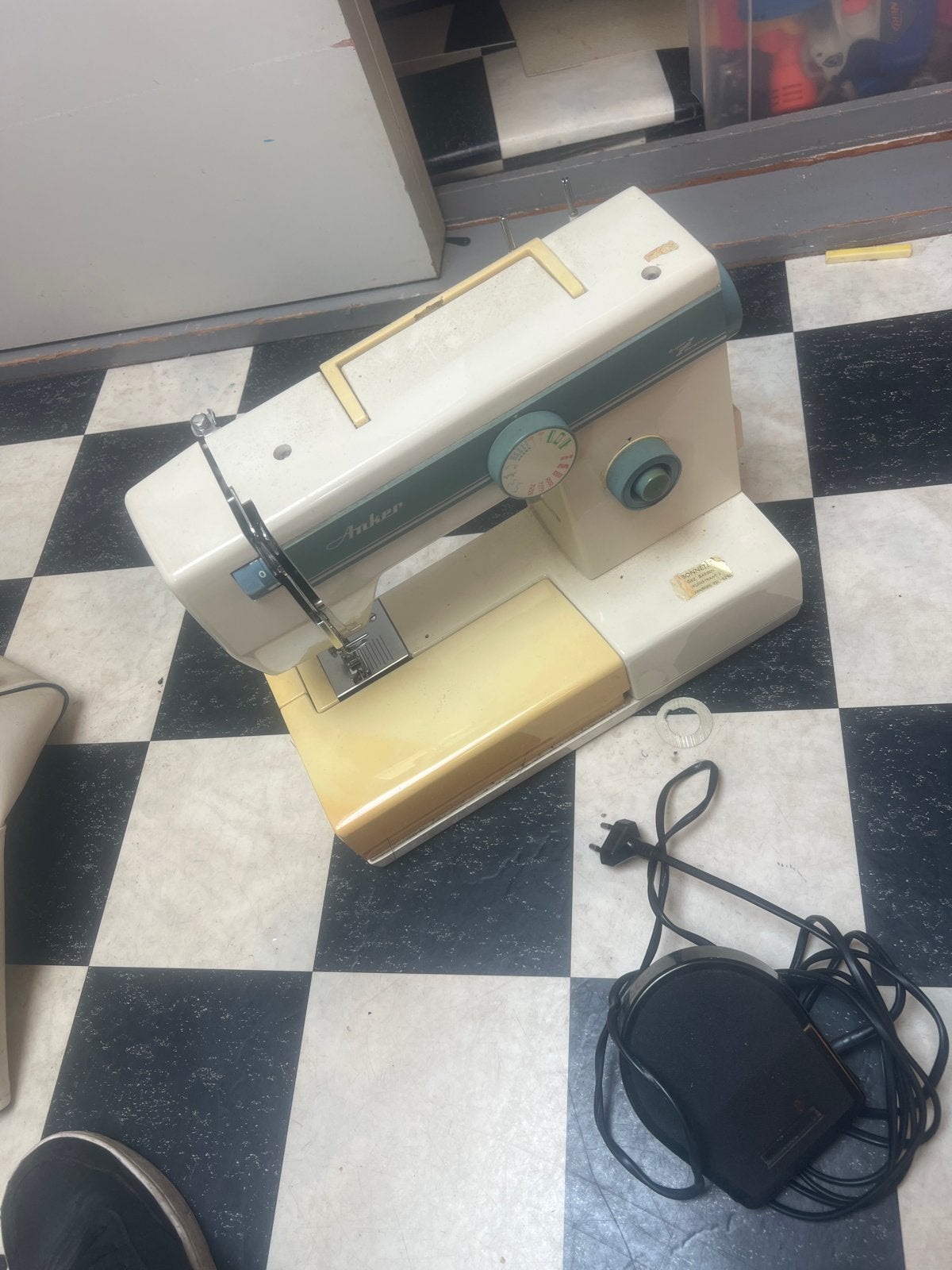 Anker Naaimachine - Vintage Model, Ophalen of Verzenden, Gebruikt, Naaimachine, Overige merken