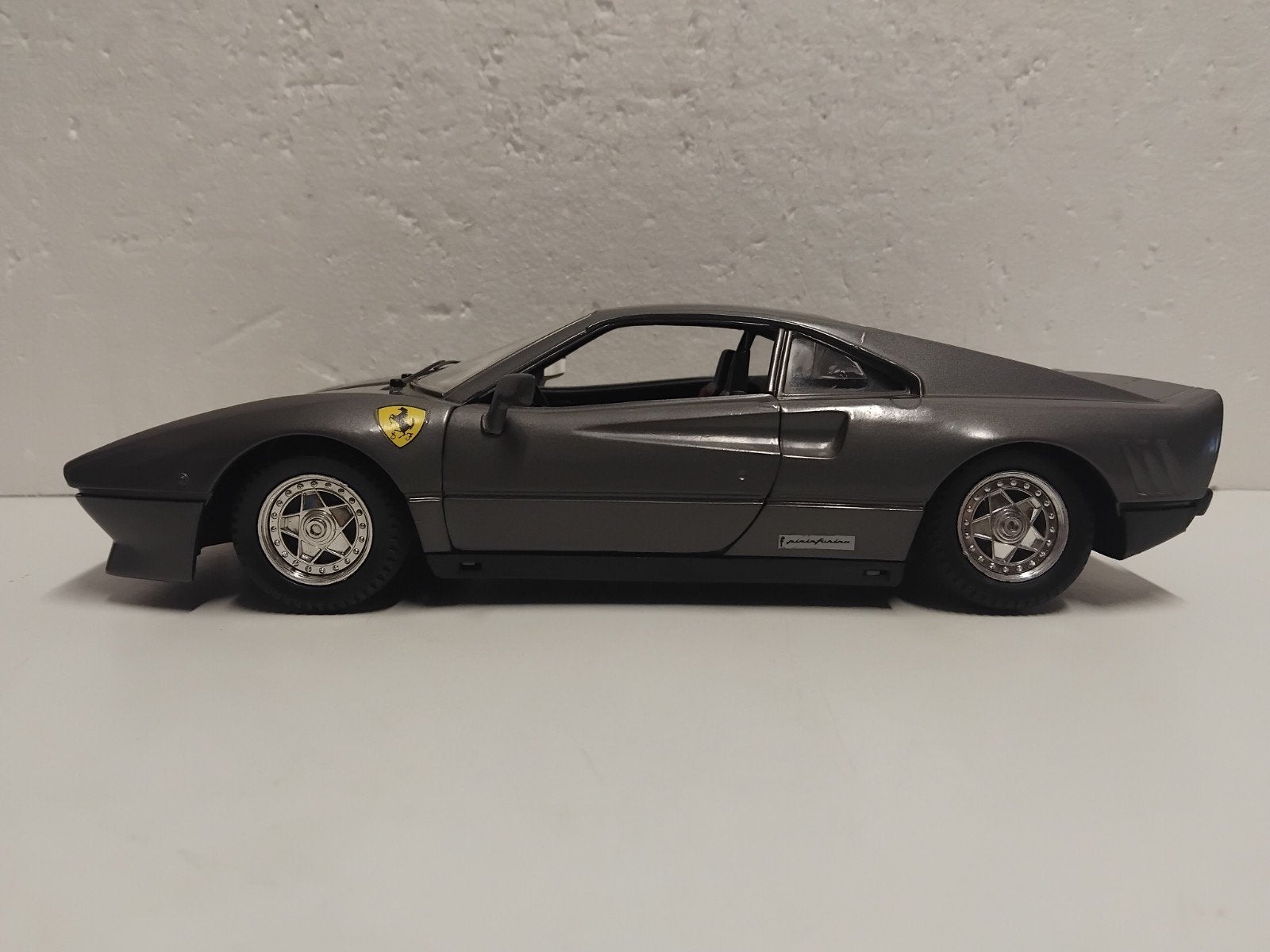 Ferrari 288 GTO donkergrijs Polistil metal 1:16 KRD, Ophalen of Verzenden, Zo goed als nieuw, Auto, Overige merken