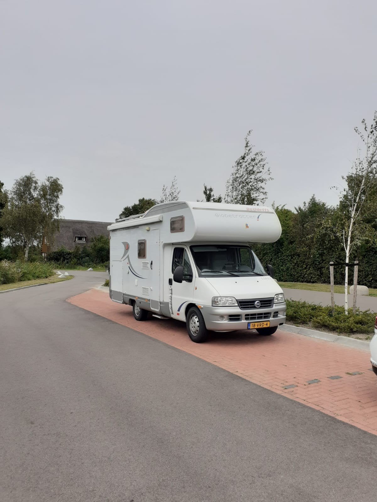 Dethleffs Globetrotter 2.8JTD , Off-Grid Pakket & XL Garage, Alkoof, Ringverwarming, Fiat, Treinzit