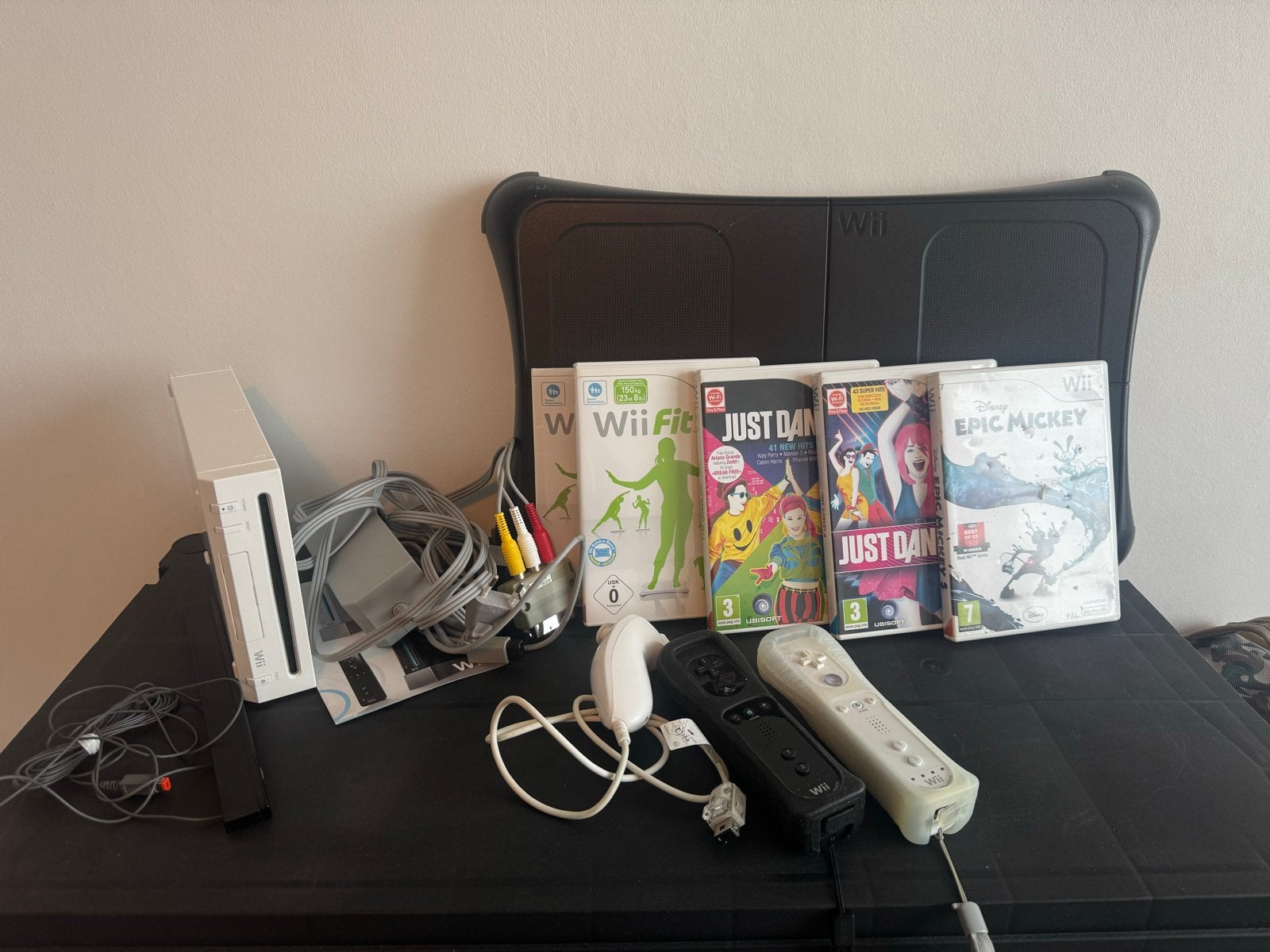 Compleet Nintendo Wii Pakket, Ophalen of Verzenden, Gebruikt, Met 2 controllers, Met games