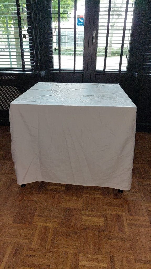Tafelkleed crème vierkant 90 x 90 x 70 hoog, Ophalen of Verzenden, Gebruikt, Vierkant