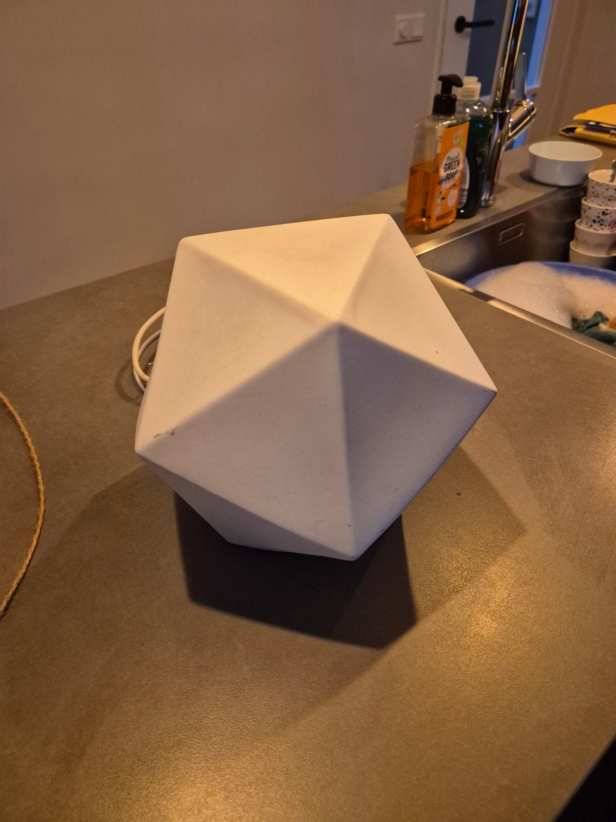 Moderne geometrische tafellamp - wit, Wit, Gebruikt, E14 (klein), Modern