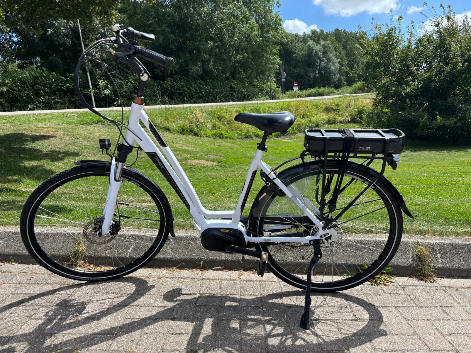 Amslot aston mx elektrische fiets, Fietsen en Brommers, Elektrische fietsen, Zo goed als nieuw, 51 tot 55 cm, 50 km per accu of meer