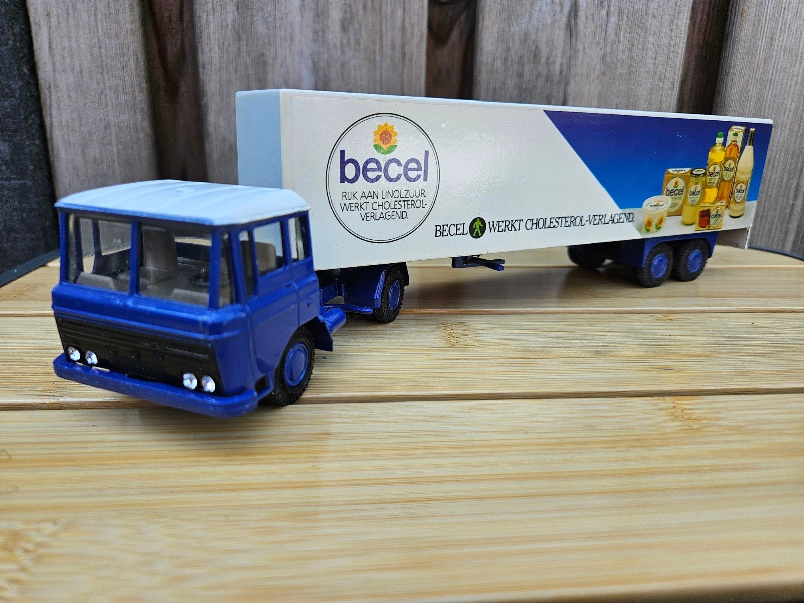 Lion Toys DAF 2600 Becel vrachtwagen 1:50, mooie staat, Ophalen of Verzenden, Zo goed als nieuw, Bus of Vrachtwagen, Lion Toys
